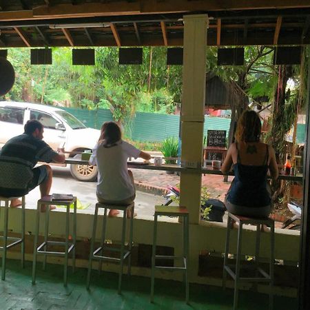 Y Not Laos Hostel Luang Prabang Esterno foto