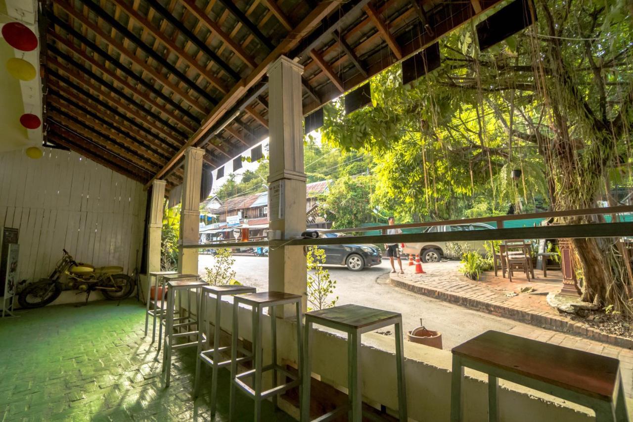 Y Not Laos Hostel Luang Prabang Esterno foto