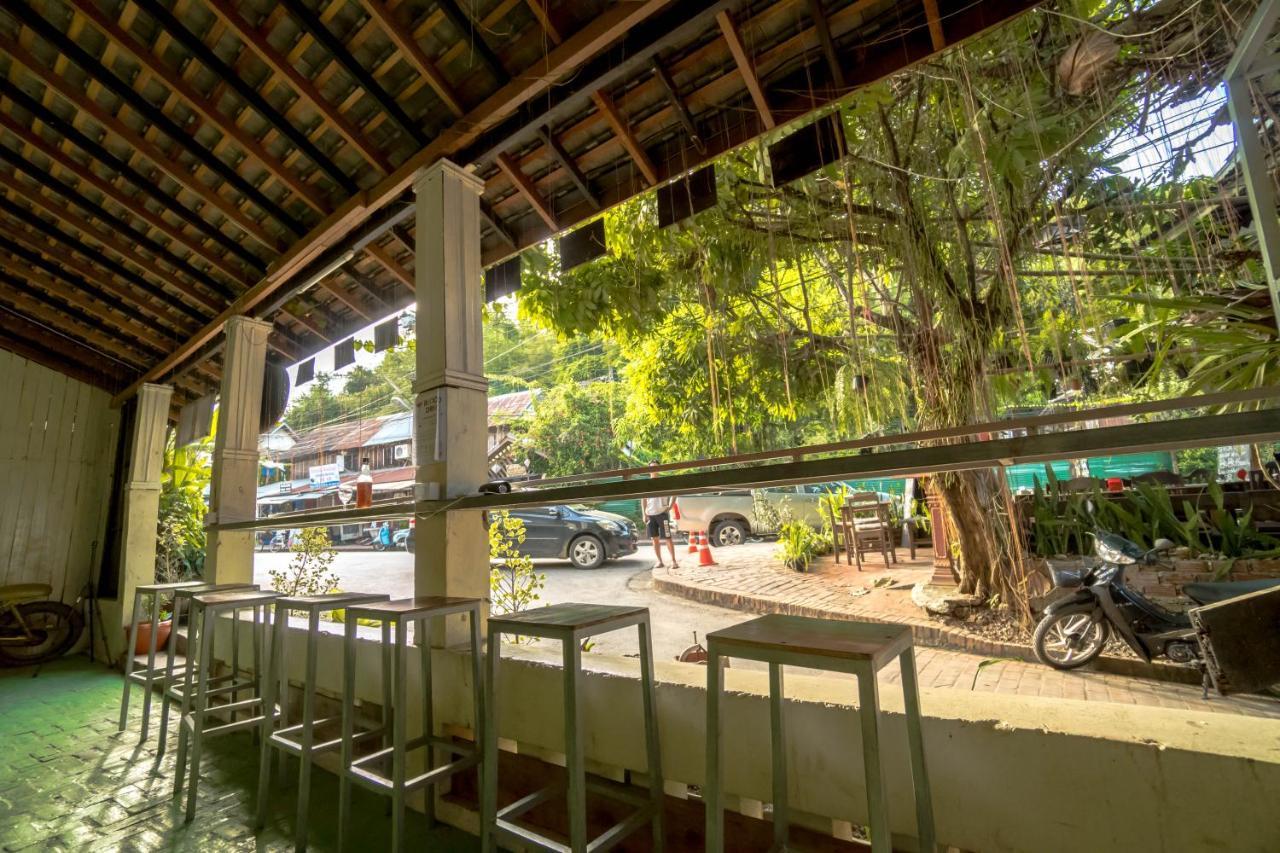 Y Not Laos Hostel Luang Prabang Esterno foto